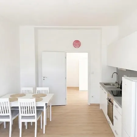Modern Near Metro, Pankrac アパート プラハ